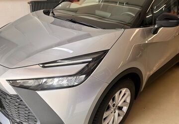 Toyota C-HR 27.464 km 23.990 &euro; LEONBERG 71229