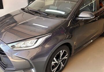 Toyota Yaris 12.006 km 18.990 &euro; LEONBERG 71229