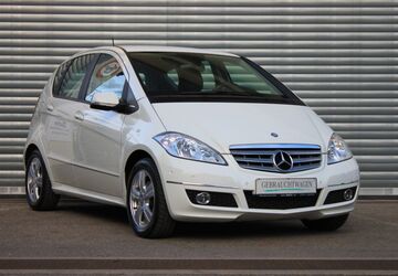 Mercedes-Benz A 180 46.600 km 10.800 &euro; Sindelfingen 71065