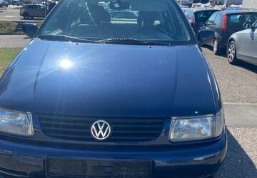 VW Polo 74.000 km 1.990 &euro; Ettlingen 76275