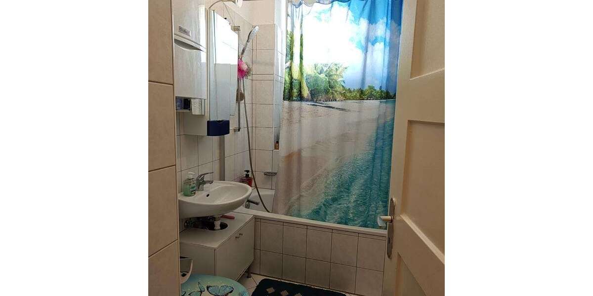 Etagenwohnung Pforzheim Weststadt - 2 Zimmer, 75 m&sup2;, 550&euro; | Angebot:27339877