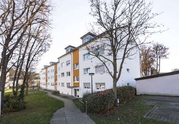 Wohnung Weil der Stadt - 3 Zimmer, 70 m&sup2;, 587&euro; | Angebot:27329766