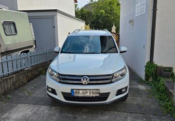 VW Tiguan 102.500 km 11.900 &euro; Weil der Stadt 71263