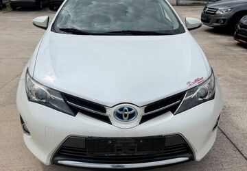 Toyota Auris 260.000 km 7.600 &euro; Bruchsal 76646