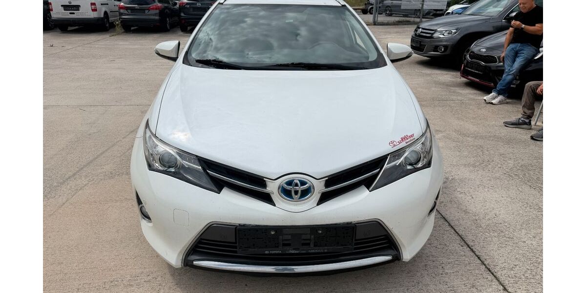 Toyota Auris 260.000 km 7.600 &euro; Bruchsal 76646